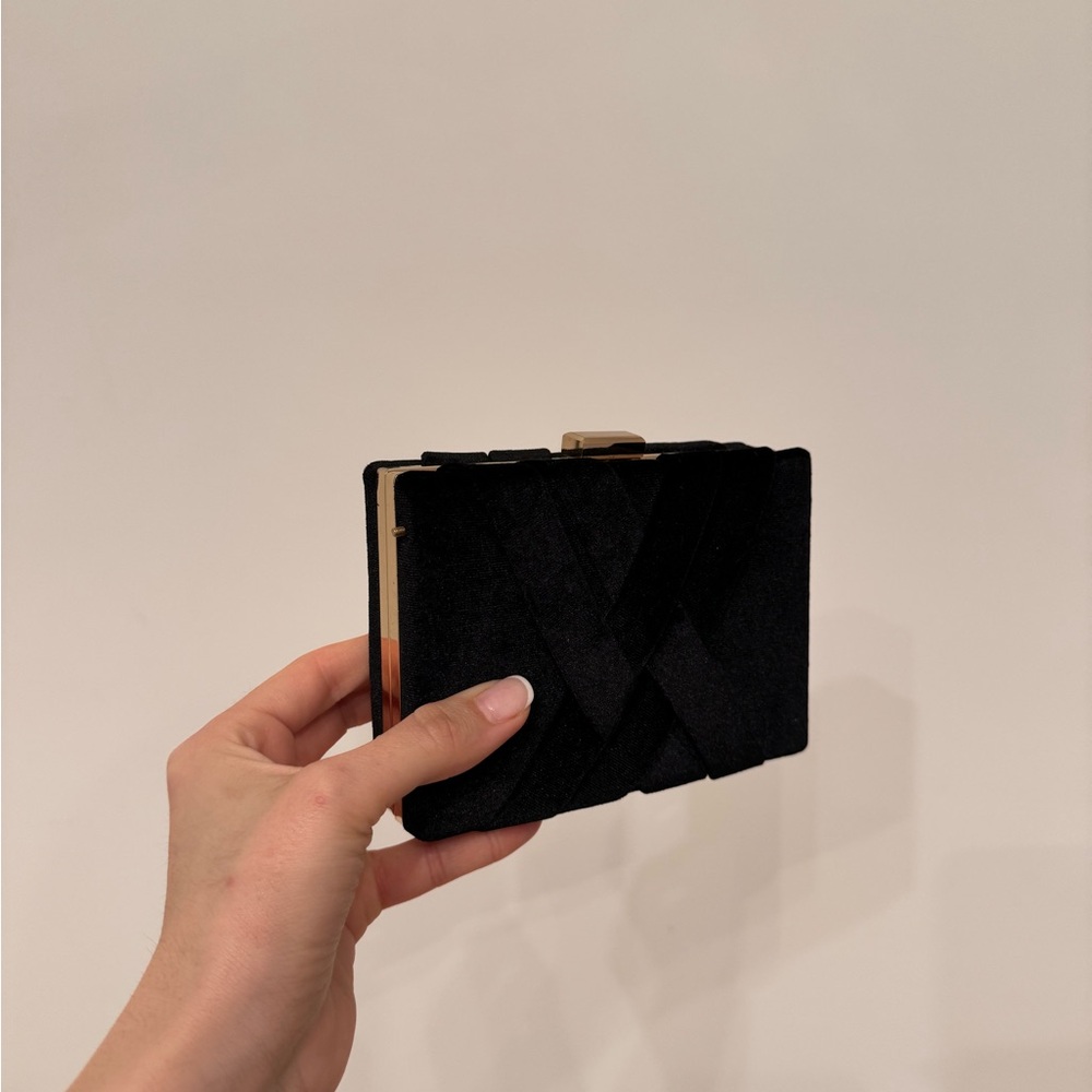 Missguided Velvet Elegant Black Cross Box Clutch with Chain